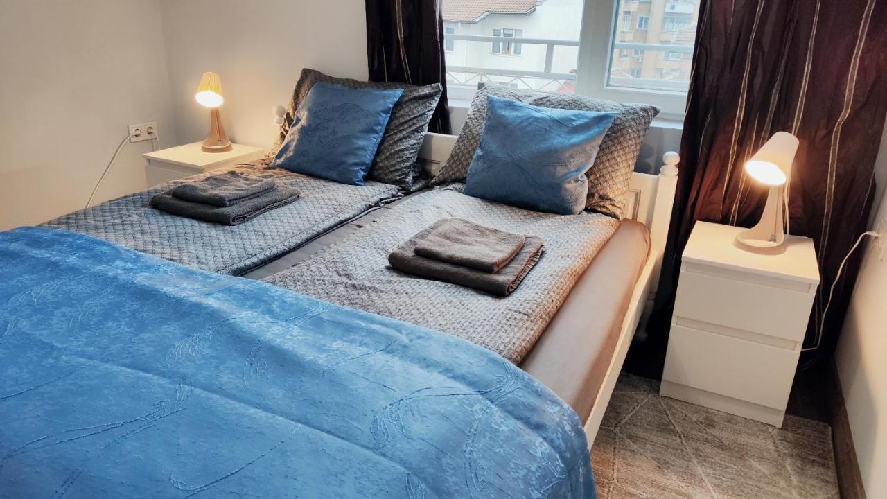Appartamento Cozy Spot By The Lions' Bridge Sofia Esterno foto