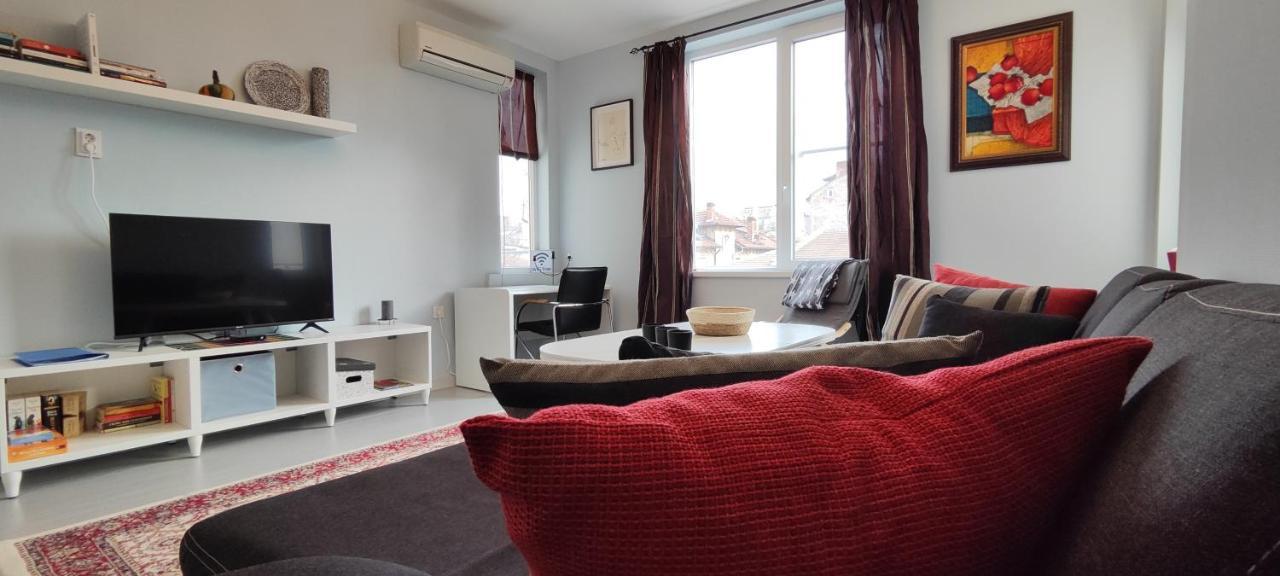 Appartamento Cozy Spot By The Lions' Bridge Sofia Esterno foto